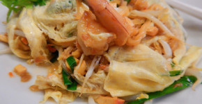 The Best Pad Thai In Bangkok : Thip Samai Restaurant | Pad Thai The Third On Dish by Love Thai Maak